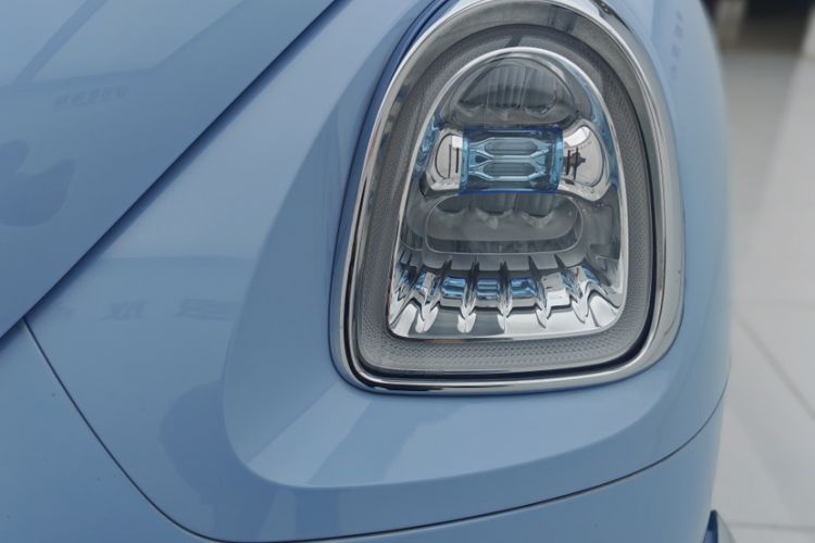 Used ORA Ballet Cat 2022 500 km Swan Lake Edition
