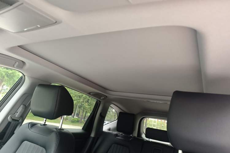 Used Honda Breeze 2021 240TURBO CVT Two-Wheel Drive Smart Enjoyment Version Headliner