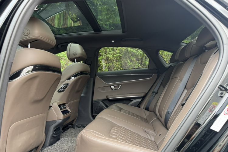 Used BYD Han 2020 EV Long-Range Deluxe Model Interior 4