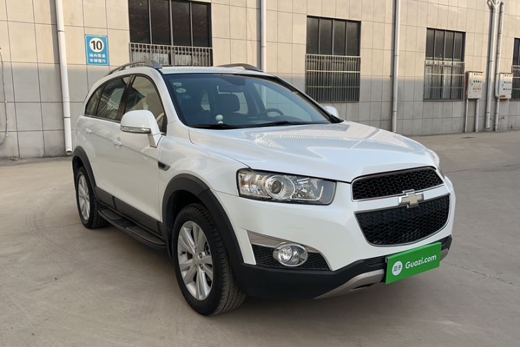 Used Chevrolet Captiva 2014 2.4L 4x4 Flagship Edition 7 Seats