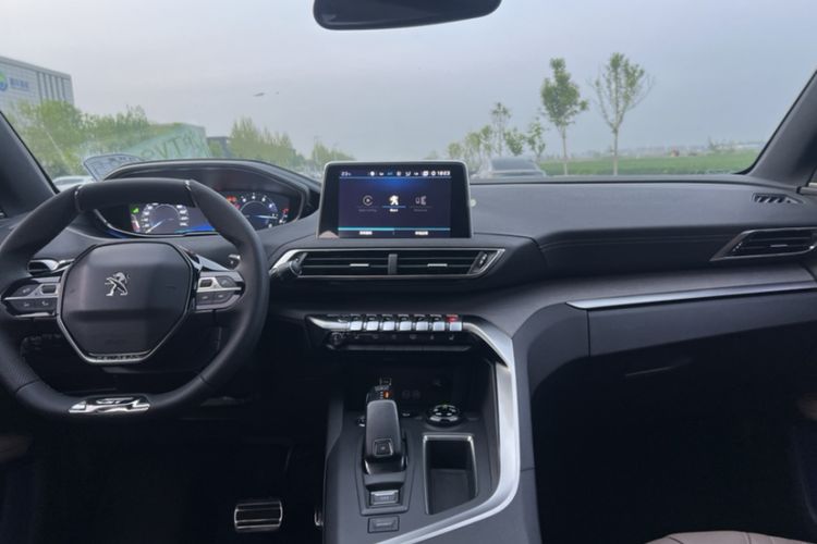 Used Peugeot 5008 2017 380THP 7-Seater Luxury GT Edition Interior 2