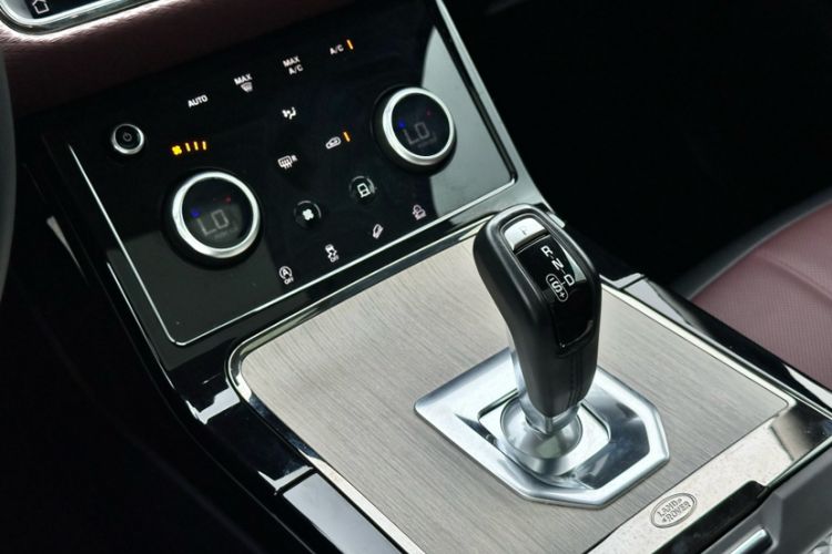 Used Land Rover Range Evoque 2021 Range Rover Velar 249 PS R-Dynamic S Performance Edition