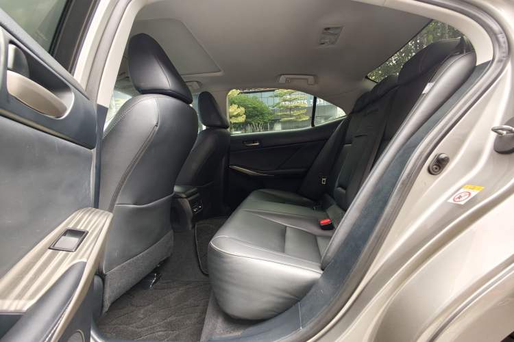 Used Lexus IS 2017 300 FENGSHANG Edition
