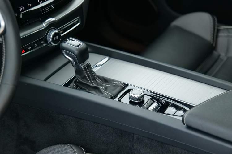 Used Volvo XC60 2020 T5 4x4 Smart & Dynamic Sport Edition