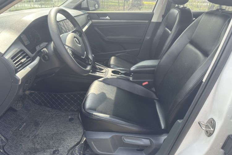 Used Volkswagen Lavida 2022 1.5L Automatic Fashion Edition Interior 2