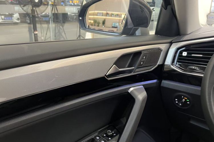 Used Volkswagen Tayron 2020 330TSI Two-Wheel Drive Luxury Smart Connectivity Version Interior 1