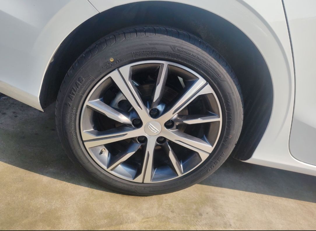 Geely Auto Emgrand 2023 4th Generation Champion Edition 1.5L CVT Prestige Model — снимка 13