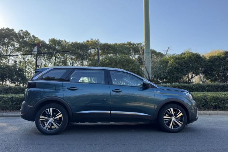 Used Peugeot 5008 2017 380THP 7-Seater Elite Edition