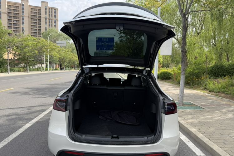 Used Tesla Model Y 2022 Revised Version Long-Range All-Wheel Drive Trunk