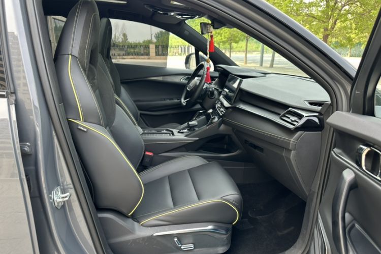 Used Lynk & Co 06 2023 Remix 1.5T Dynamic Halo Interior 5