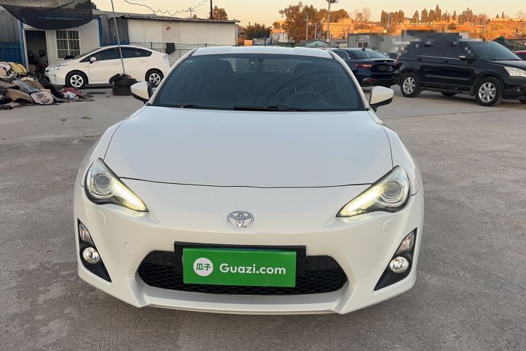 Used Toyota 86 2013 2.0L Automatic Luxury Version