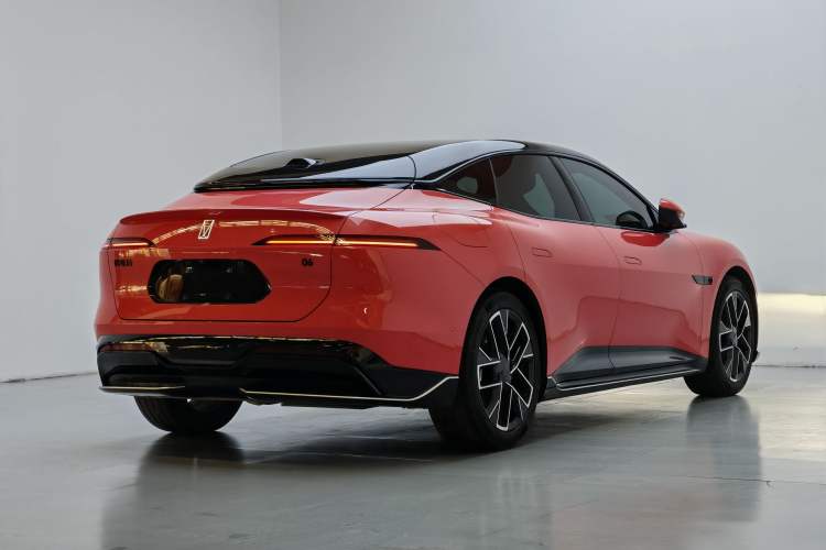 Used Avatr 06 2025 Pro Range-Extended Edition Exterior 3