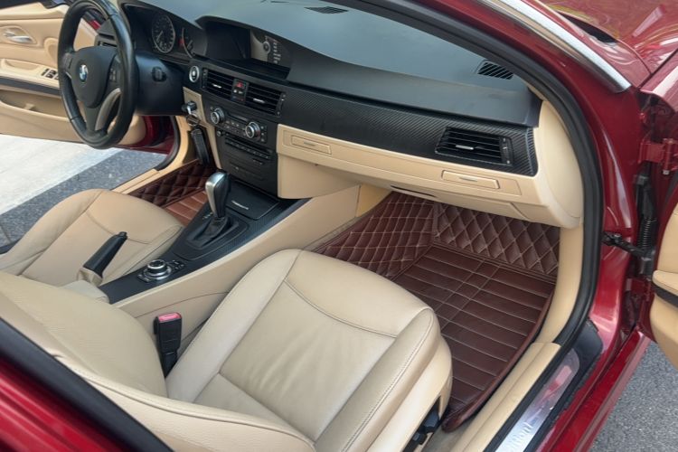 Used BMW 3 Series 2010 320i Luxury Model