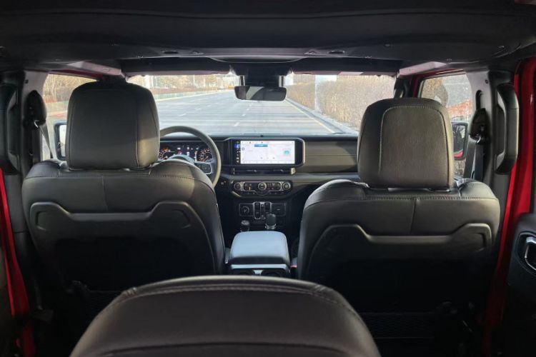 Used Jeep Wrangler 2024 2.0T Sahara Four-Door Edition