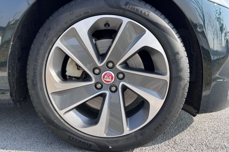 Used Jaguar XFL 2023 XFL 2.0T P200 Two-Wheel-Drive Elite Luxury Edition