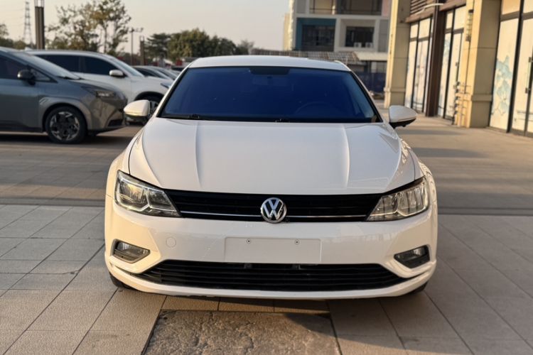 Used Volkswagen Lamando 2018 230TSI DSG Fashion Edition

