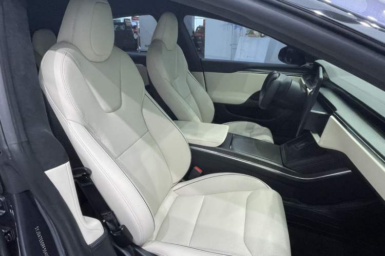 Used Tesla Model S 2023 Three-Motor All-Wheel-Drive Plaid Version