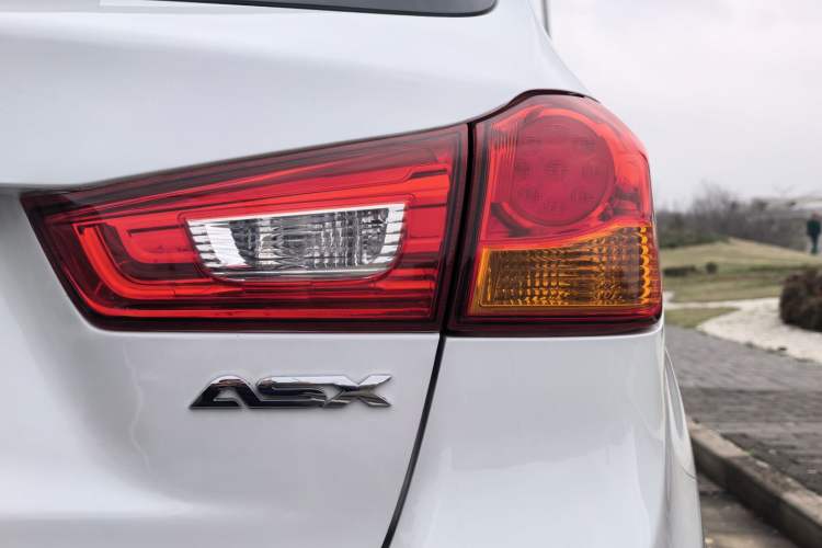 Used Mitsubishi ASX 2018 2.0L CVT Two-Wheel Drive Deluxe Edition