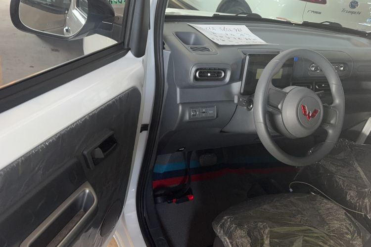 Used Wuling Zhiguang New Energy 2025 Comfort Model