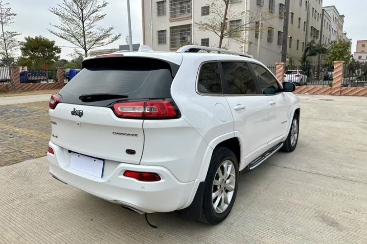 Used Jeep Cherokee 2017 2.4L Professional Smart Edition