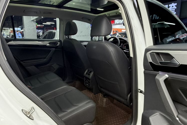 Used Volkswagen Tayron 2020 330TSI Two-Wheel Drive Luxury Smart Connectivity Version