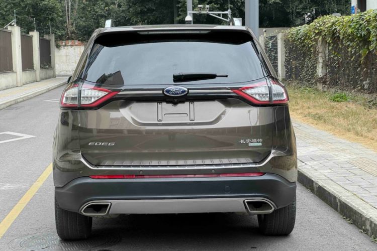 Used Ford Edge 2015 2.0T GTDi Two-Wheel-Drive High-Line Version