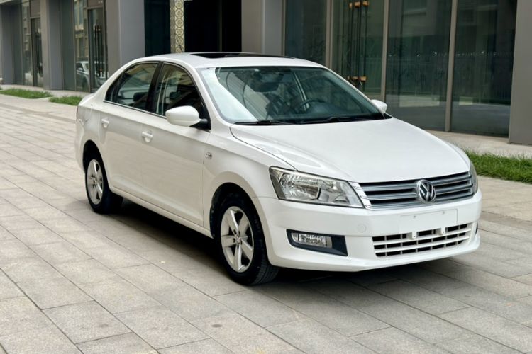 Used Volkswagen Santana 2013 1.6L Manual Comfort Edition Exterior 2