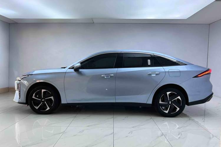 Used Geely Galaxy L6 2025 EM-i 140km Starship Edition
