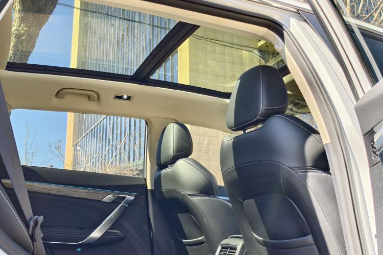 Used Geely Auto Emgrand X7 Sport 2020 1.8TD DCT Smart Connect PRO Interior 4