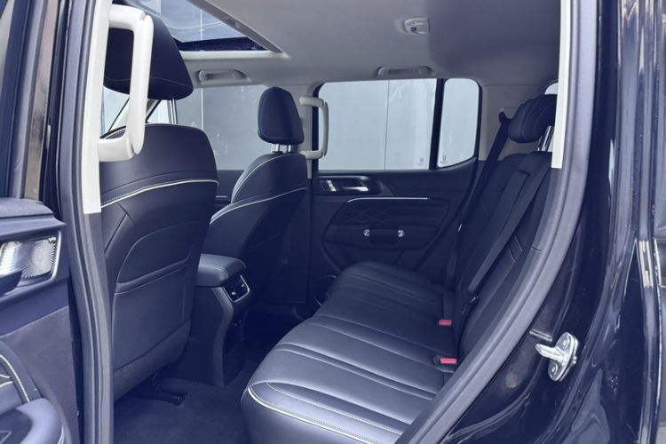 Used Tank 300 2023 Off-Road Edition 2.0T Conqueror Interior 6