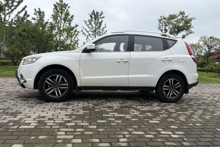 Used Geely Auto GX7 2015 Sports Edition 2.0L Automatic Luxury Upgrade Version China V Standard