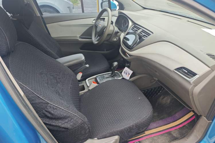 Used Chevrolet Lova RV 2016 1.5L Automatic Comfort Edition
