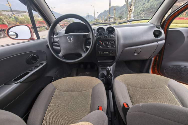 Used Baojun Lechi 2012 Revised 1.0L Manual P-TEC Standard Edition
