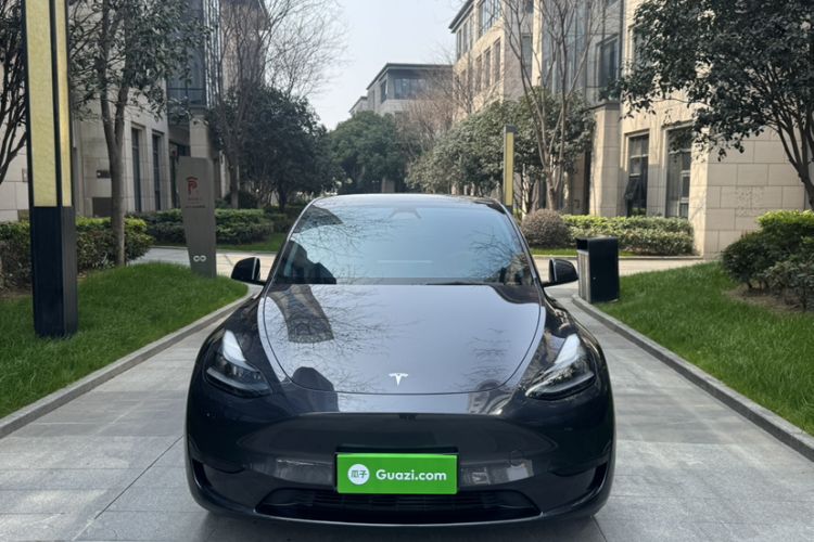 Used Tesla Model Y 2024 Rear-Wheel-Drive Version
