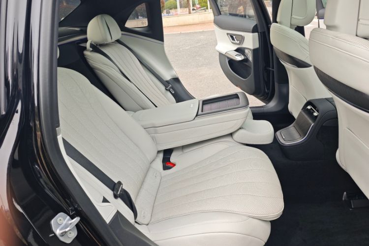 Used Mercedes-Benz E-Class 2024 E 300 L Luxury Model
