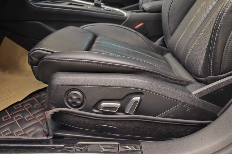 Used Audi A4L 2023 40 TFSI Fashion Dynamic Model
