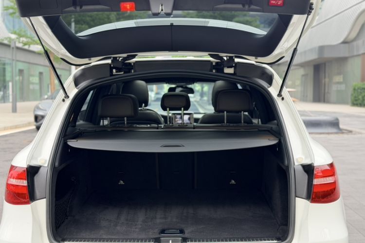 Used Mercedes-Benz GLC 2017 GLC 260 4MATIC Dynamic Edition
