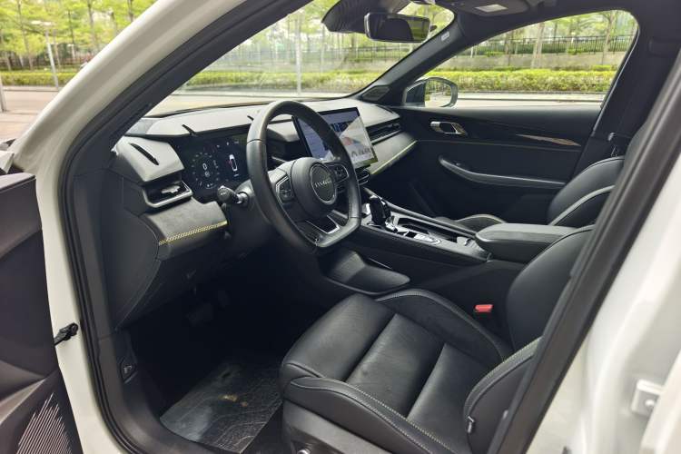 Used Lynk & Co 03 2023 2.0TD DCT H-Power Halo
