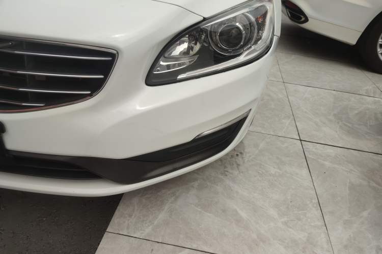 Used Volvo S60 2015 S60L 2.0T Smart Drive Edition
