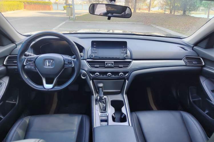Used Honda Accord 2018 260TURBO Elite Edition China VI Interior 1