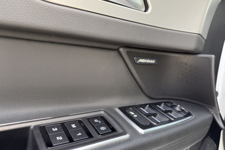 Used Jaguar XFL 2019 XFL 2.0T 200 PS Two-Wheel-Drive Elite Edition
