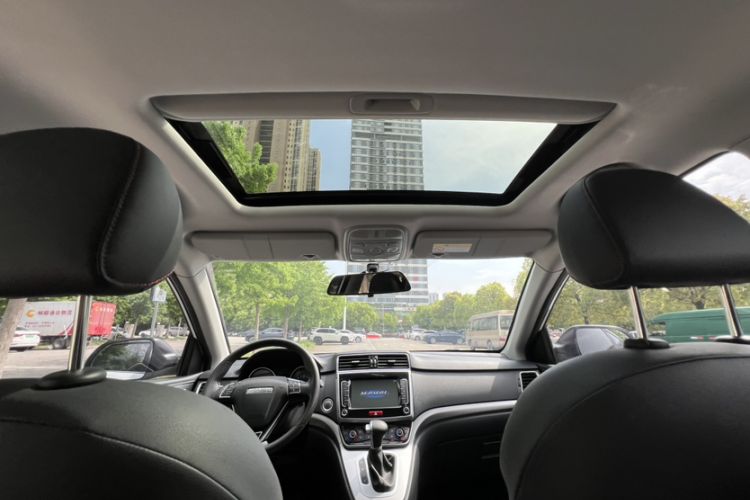 Used Haval M6 2019 1.5T DCT Two-Wheel Drive Value Edition China VI Standard Interior 7