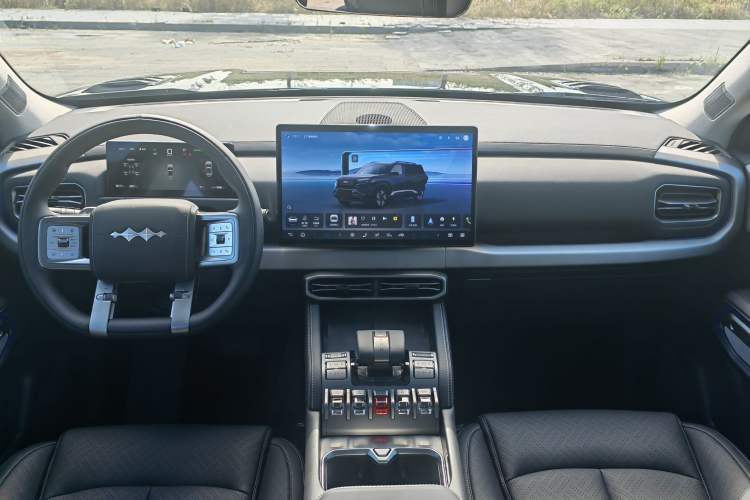 Used Formula Leopard Titanium 3 2025 501KM All-Wheel Drive Intelligent Driving Ultra Version