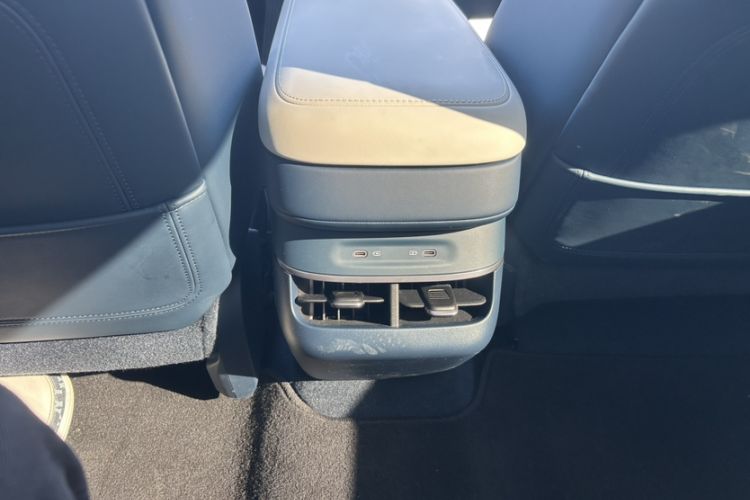 Used Zeekr 007 2024 Rear-Drive Version 100 kWh
