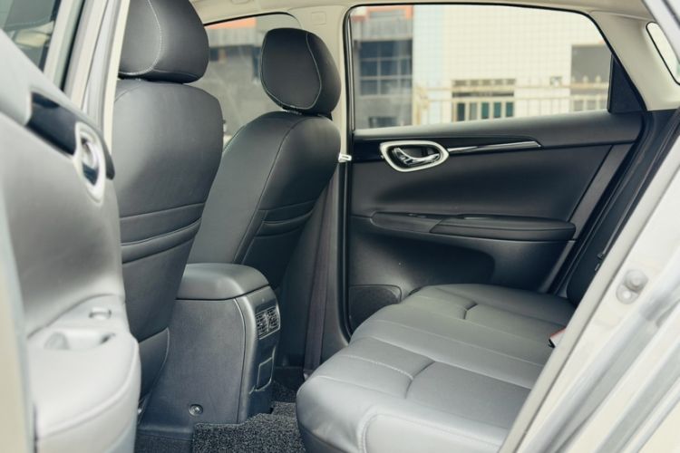 Used Nissan Sylphy 2024 Facelifted Three Classic 1.6XE CVT Comfort Edition Interior 8