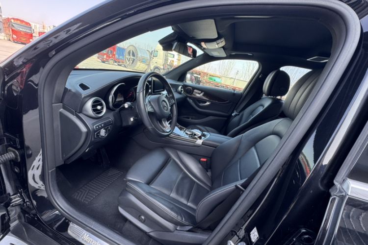 Used Mercedes-Benz GLC 2019 GLC 260 L 4MATIC Luxury Model