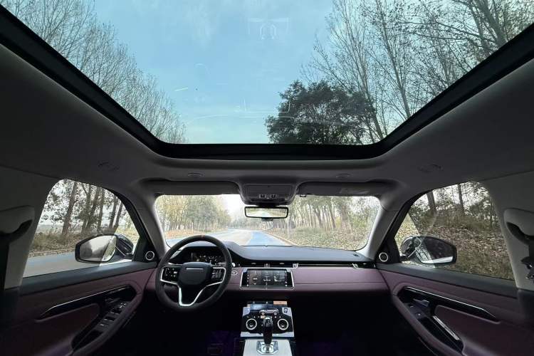 Used Land Rover Range Rover Evoque 2022 Aurora L 249 PS R-Dynamic Luxury Edition
