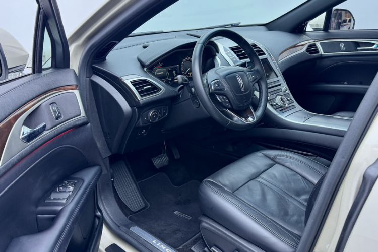 Used Lincoln MKZ 2017 2.0T Luxury Edition