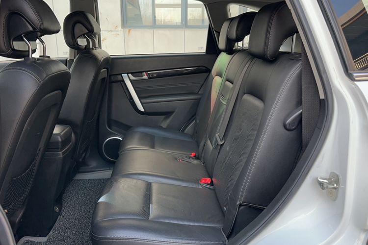 Used Chevrolet Captiva 2014 2.4L 4x4 Flagship Edition 7 Seats