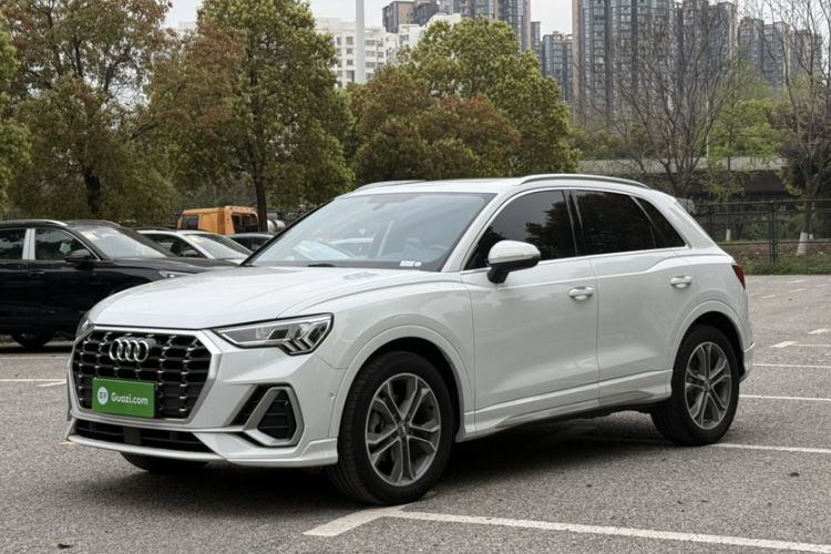 Used Audi Q3 2021 40 TFSI Fashion Dynamic Model